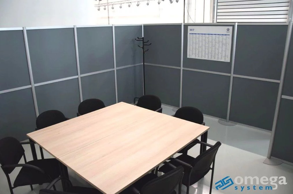 Nowoczesne ścianki działowe do biur – komfort, funkcjonalność i design od Omega System